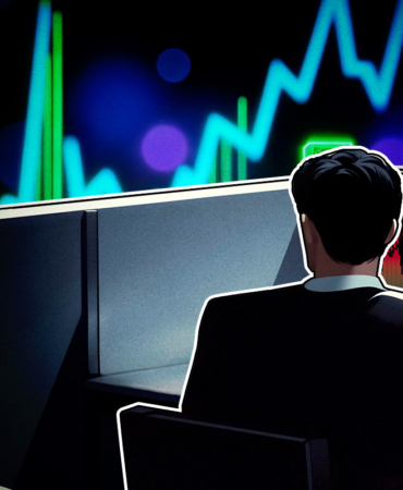 Crypto Sentiment Stabilizes as Market Eyes Fed's Next Move