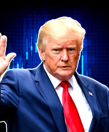 Donald Trump Signs Executive Orders to End Crypto Debanking by Banks