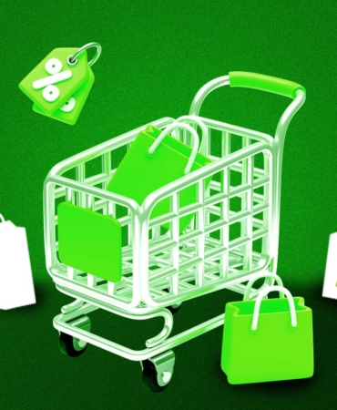 Shopify Stock Surges 4% Following Powell's Interest Rate Cut Signals