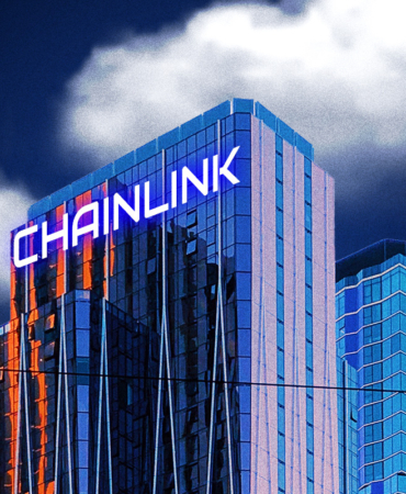 Chainlink Price Surges 50% Weekly as Whales Accumulate 4.65M LINK Tokens