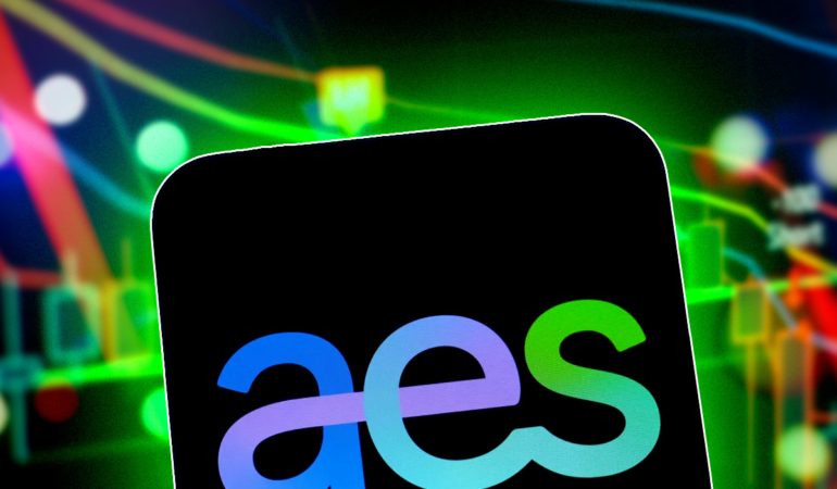 July 2025 AES Price Outlook Mixed Capital Flows and Bearish Charts