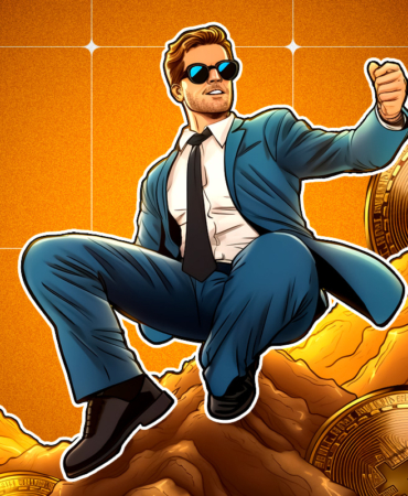 The Surprising Shift Old Bitcoin Wallets Dumping Holdings