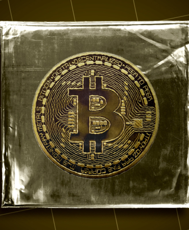 Bitcoin Holds at $111K as Traders Await Key U.S. Jobs Report