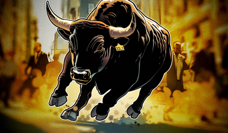 Bitcoin Lags Behind as Nasdaq Hits Record Highs