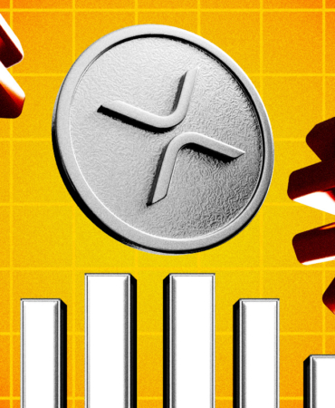 XRP Price Analysis: Double Bottom Structure Signals Long-Term Bullish Case