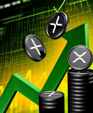 XRP Price Outlook: Analysts Debate Potential Rally Amid Mixed Market Signals