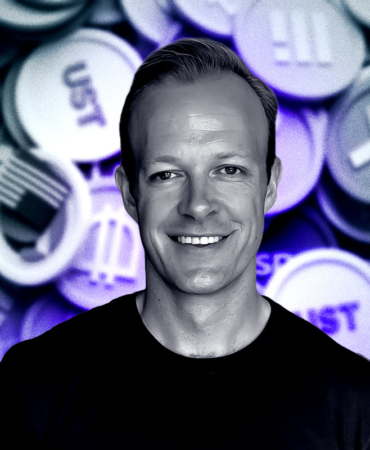 Stablecoin Wars Heat Up Who Will Win the Yield Game