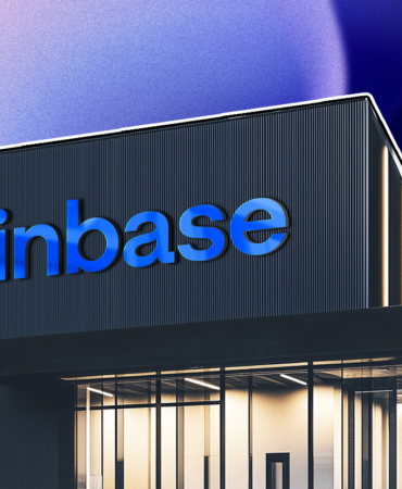 Coinbase Applies for National Trust Charter as Crypto Firms Seek Clarity