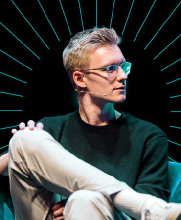 Plasma CEO Denies Insider Selling as XPL Token Falls 45%