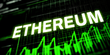 ETH Price Under Pressure as Social Sentiment and Smart Money Drop