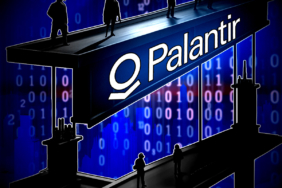 Is Palantir Stock Overvalued? AI Giant Posts Explosive Q2 Growth