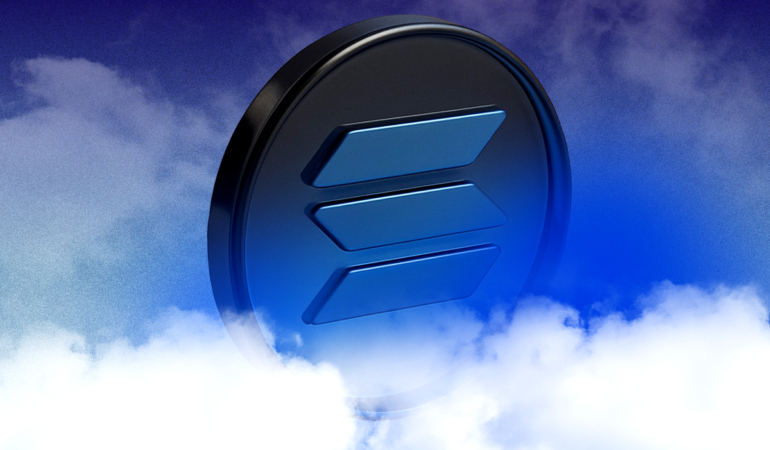 Solana Holds Strong Above $200 Despite $95M Whale Transfer