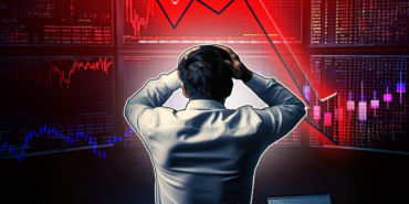 Bitcoin Falls Below $100K: Massive Liquidations and ETF Outflows Shake the Market