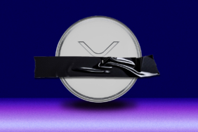 XRP Holds Key Technical Levels Despite Market Hysteria