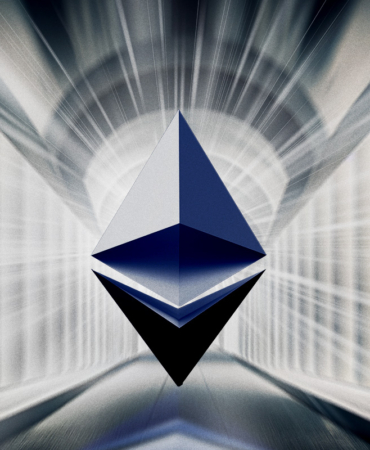 Ethereum Struggles to Reclaim $3,000 as Long-Term Holders Hold Strong