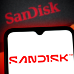 SanDisk’s First Day in the S&P 500 Brings Sharp Swings and Heavy Trading