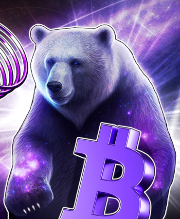 Mike McGlone Predicts Bitcoin Plunge Amid Market Volatility