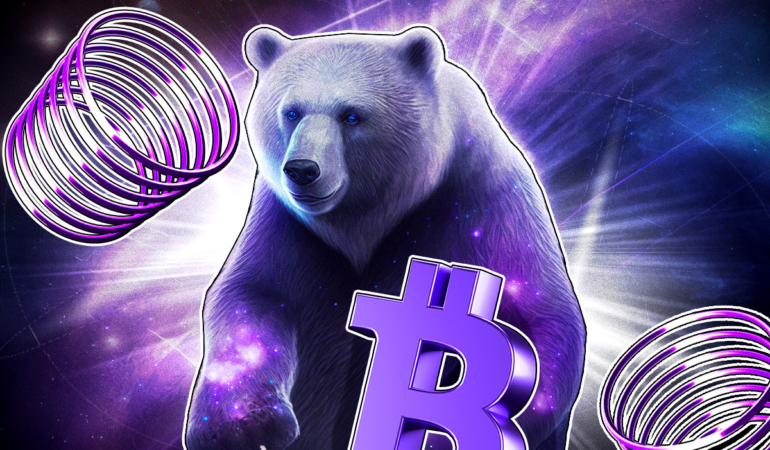 Mike McGlone Predicts Bitcoin Plunge Amid Market Volatility