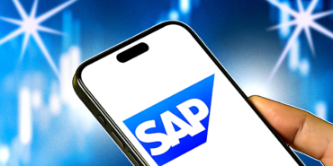 SAP Valuation Insights: DCF, PE, and Narrative Analysis