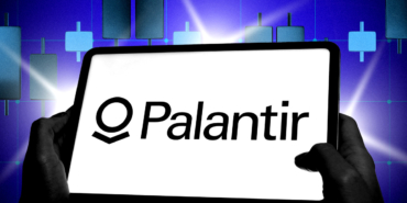Palantir Raises Full-Year Outlook Investors React Positively