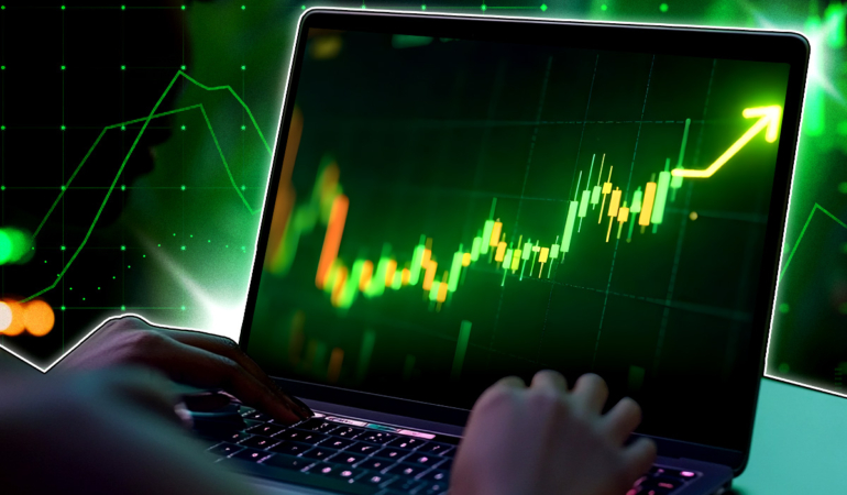 Crypto Market Faces $3 Trillion Cap Risk Amid Bitcoin Drop