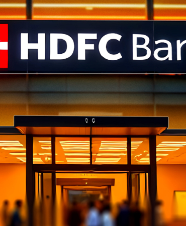 HDFC Bank Stock Analysis: Consolidation Phase and Resilient Market Performance