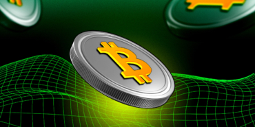 Bitcoin Flashes Rare Bullish Signal While Altcoins Rally in Major December Rebound