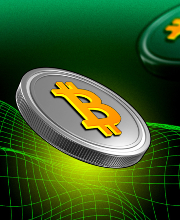 Bitcoin Flashes Rare Bullish Signal While Altcoins Rally in Major December Rebound