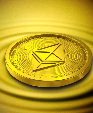 Ethereum Whale Doubles Down: $577M ETH Long Raises Market Tension