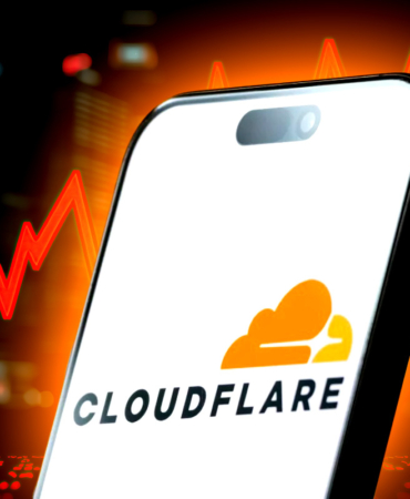 Cloudflare Outage Sparks Panic Is the Stock at Risk